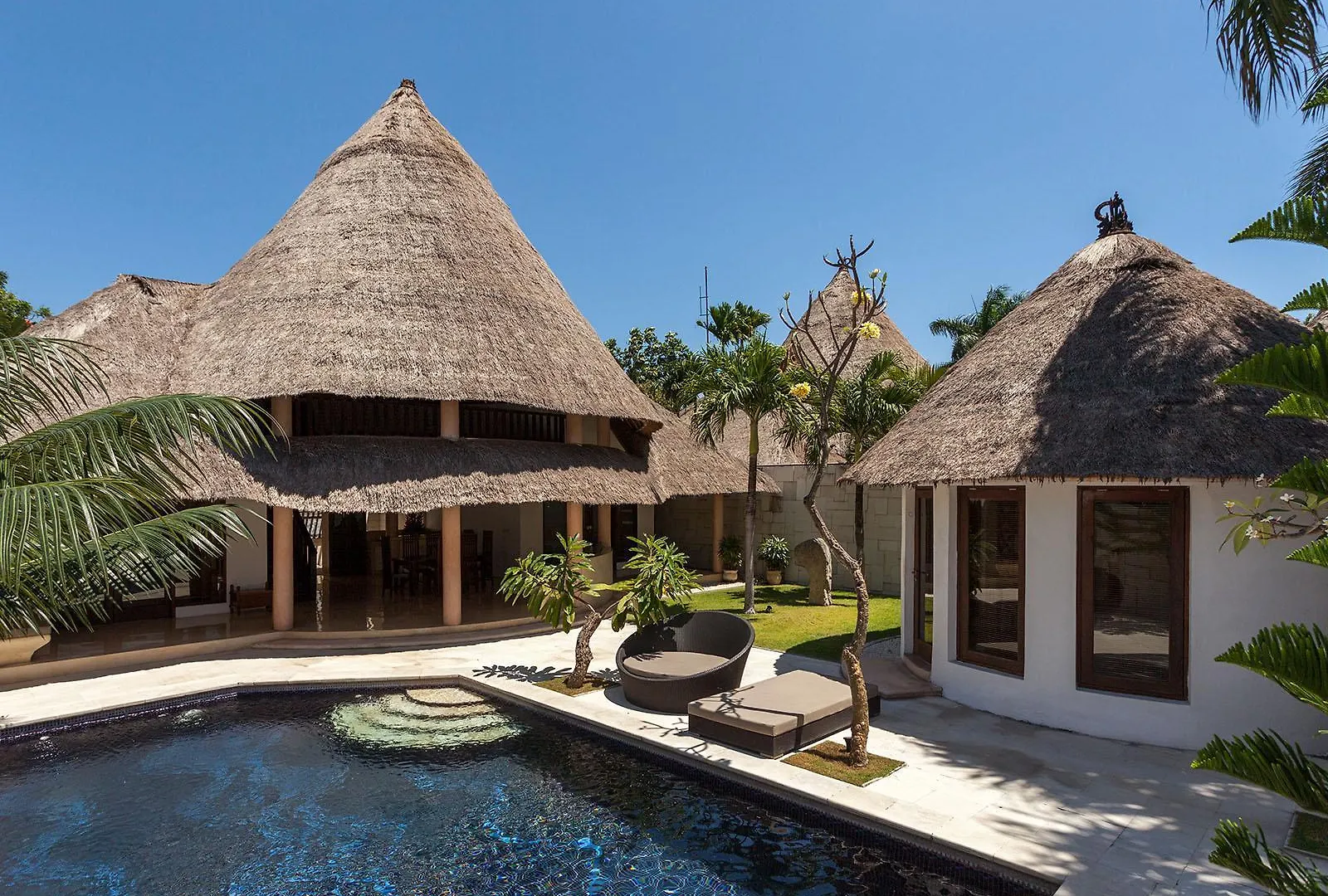 Casa Benita By Bracha Villas Management Seminyak Indonezja