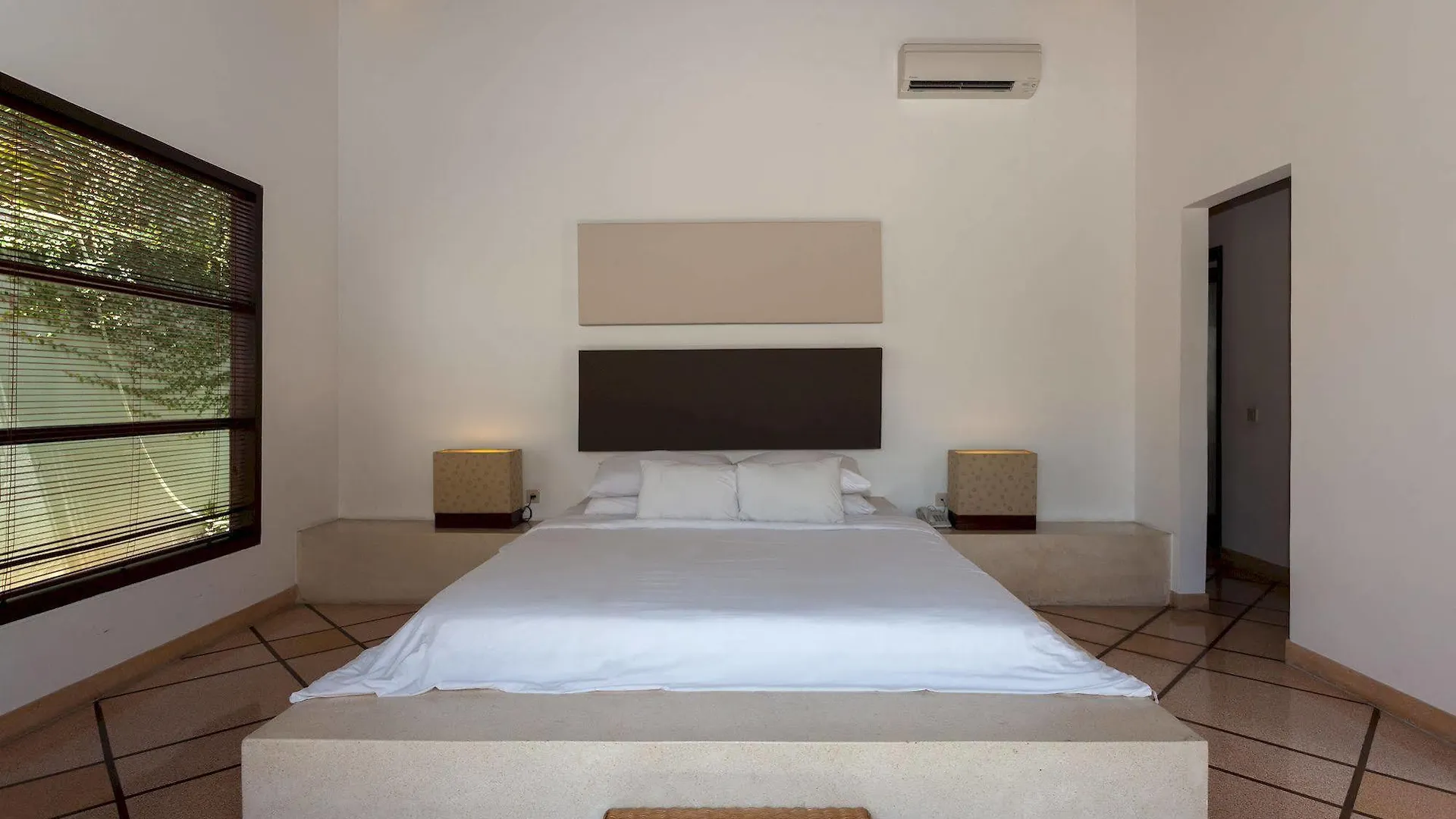 Casa Benita By Bracha Villas Management Seminyak Indonezja